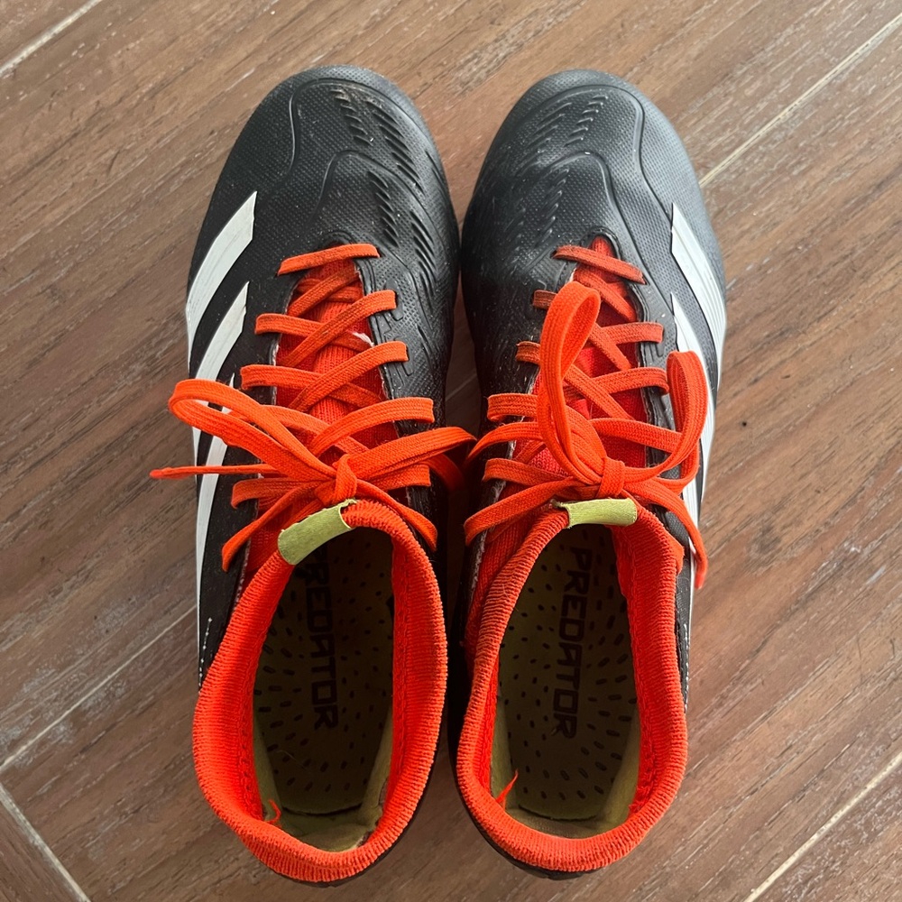 Adidas Kids soccer cleats